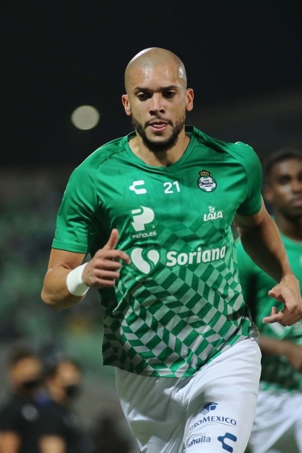 Dória quiere quedarse en Santos Laguna (Imago 7)