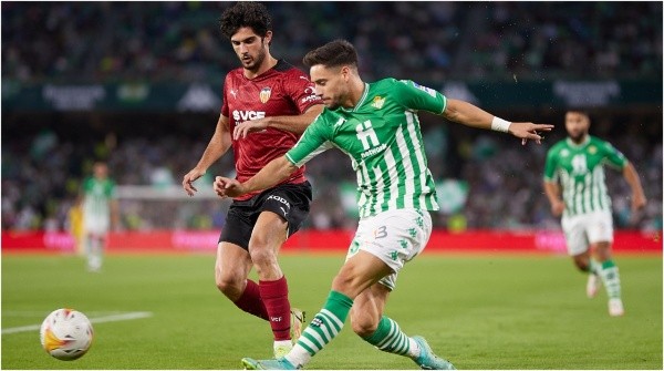 Álex Moreno, lateral izquierdo de Betis que llegó en 2019