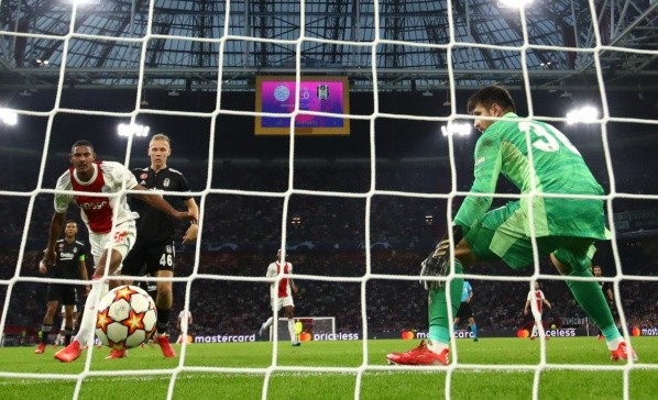 Foto: Dean Mouhtaropoulos/Getty Images - Haller marcou gols em todos os jogos do Ajax nesta edição da Liga dos Campeões