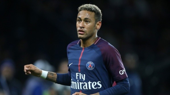 Neymar llegó a PSG en 2017