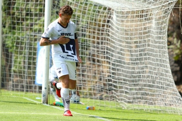José Miguel con Pumas en Liga Premier (Imago 7)