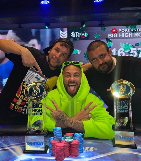 Os três primeiros colocados do Big High Roller da NJR Poker Series (Foto: Reprodução Instagram)