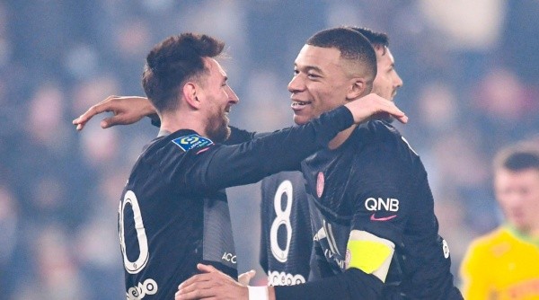 07 Kylian MBAPPE (psg) - 30 Lionel Leo MESSI (psg) during the Ligue 1 match between Paris Saint Germain and Nantes on November 20, 2021 in Paris, France. (Photo by Philippe Lecoeur/FEP/Icon Sport)-Not Released (NR) (Restricted Editorial Rights In France)