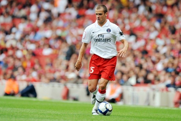 Jerome Rothen con la camiseta de PSG, 2009. (Getty)