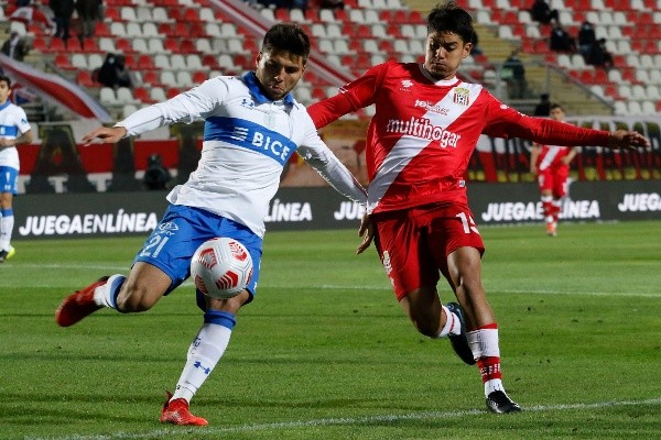 Raimundo Rebolledo renueva en la Universidad Católica 