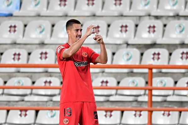 Ian González se irá del Toluca (Imago 7)