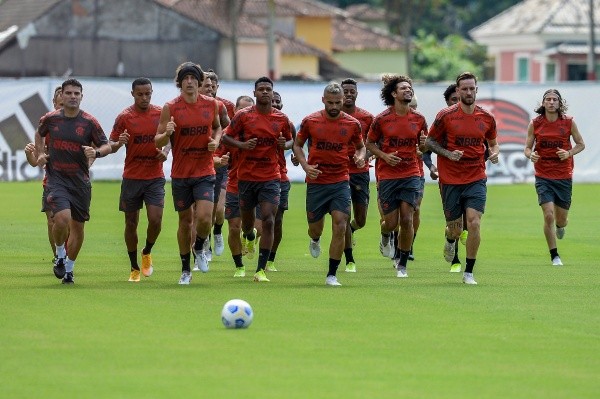 Foto: Flickr Oficial CR Flamengo/Marcelo Cortes | Elenco do Flamengo está passando por mudanças