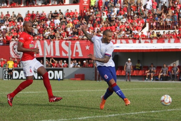 Robson Mafra/AGIF - Rafael em sua passagem pelo Paraná Clube