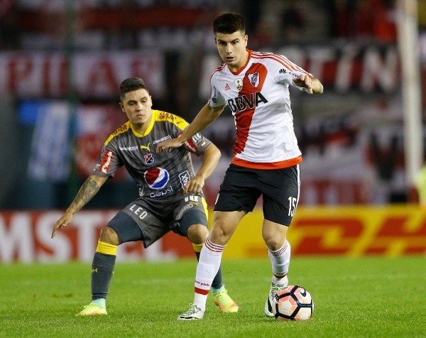 Tomás Andrade siendo marcado por Juanfer Quintero, Copa Libertadores    Foto: GETTY