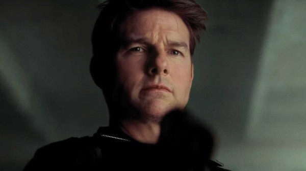 Tom Cruise em cena de &quot;Missão Impossível&quot; - Imagem: Reprodução