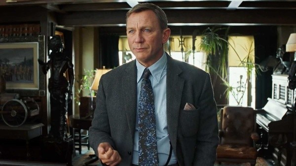 Daniel Craig volta para a sequência de &quot;Entre Facas e Segredos&quot; - Imagem: Reprodução/Twitter oficial da Netflix