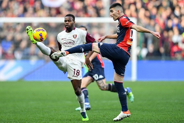 Johan Vásquez jugó 57 minutos ante Salernitana (Getty Images)
