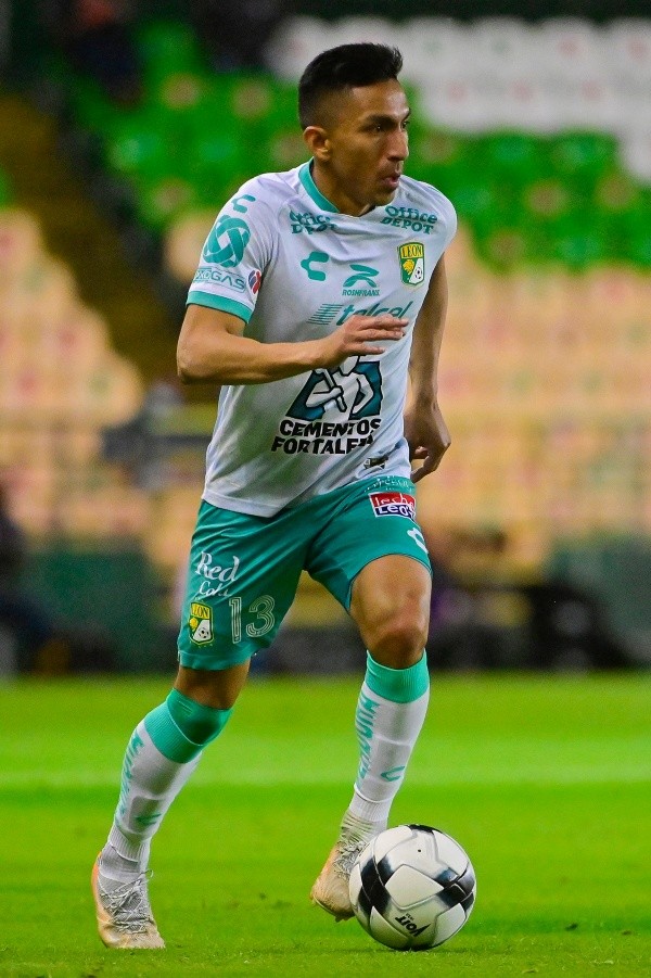 Ángel Mena, duda para el duelo de León anteGuastatoya (Imago 7)