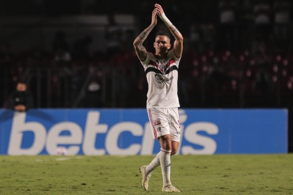 Foto: Ettore Chiereguini/AGIF | Luciano foi ameaçado por zagueiro do Água Santa, segundo árbitro