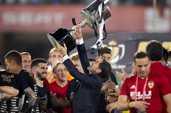 Marcelino, campeón con Valencia de Copa del Rey.