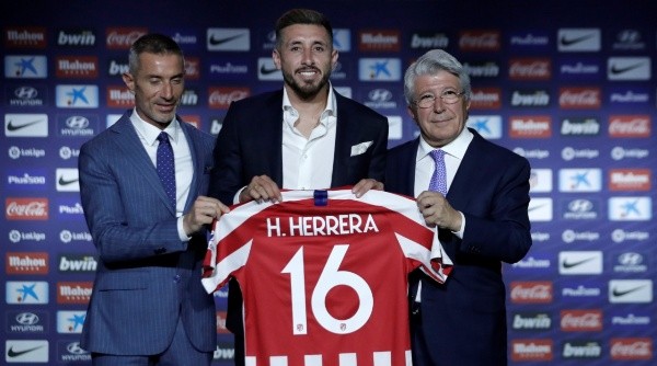 Herrera, en su presentación con Atlético de Madrid (Getty Images)