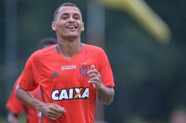 Alan Patrick é outro que interessa ao São Paulo (Foto: Pedro Martins/AGIF)