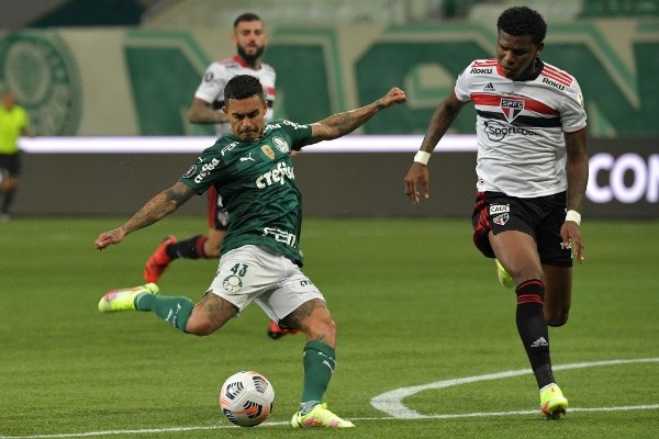  Nelson Almeida - Pool/Getty Images/ Palmeiras e São Paulo em duelo no Allianz Parque. 