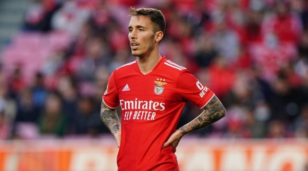 Álex Grimaldo, lateral izquierdo de Benfica