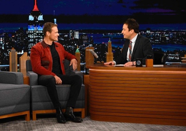 Sam Heughan junto a Jimmy Fallon. Foto: (@samheughan)