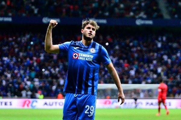 Santiago Giménez sería convocado a la Selección Mexicana (JAM Media)