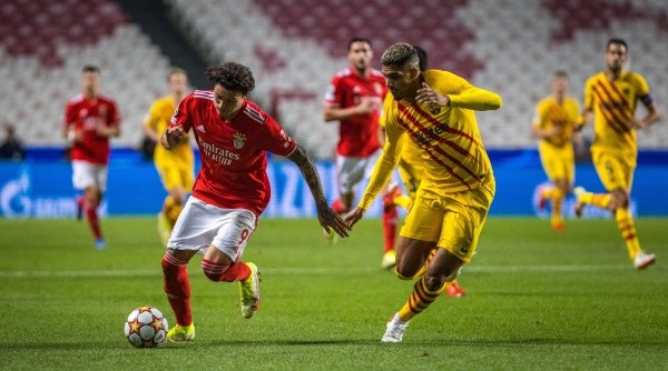 Darwin Núñez y Ronald Araújo en Benfica vs Barcelona, fase de grupos Champions League 2021