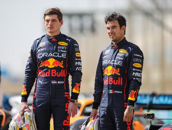 Max Verstappen y Sergio Pérez, compañeros en Red Bull (Getty Images)