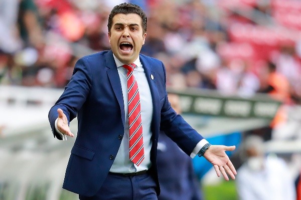 Chivas: Sergio Lugo criticó a Michel Leaños. 
