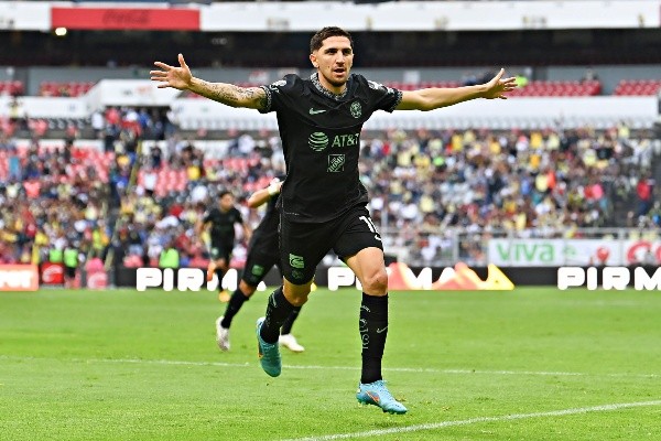 Ciudad de Mexico, 20 de marzo de 2022. Diego Valdes  en festejo de gol  durante el partido de la jornada 11 del torneo Grita Mexico Clausura 2022 de la Liga BBVA MX, entre las Águilas del America y los Diablos Rojos del Toluca, celebrado en el estadio Azteca. Foto: Imago7/ Etzel Espinosa