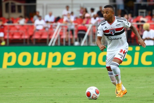 Foto: Marcello Zambrana/AGIF - Welington entrou no segundo tempo contra o São Bernardo e demonstrou bom desempenho