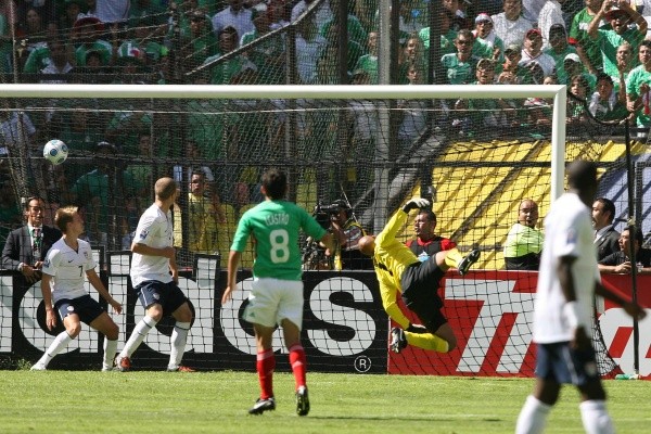 Howard no pudo detener el disparo de Sabah. (Foto: Getty Images)