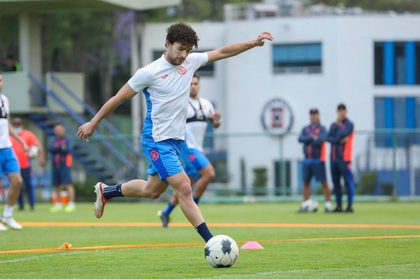 Cruz Azul se entrena pensando en Atlas (Cruz Azul)
