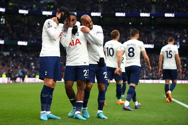 Goleada de Tottenham en Londres