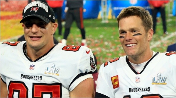 Gronk with Brady playing for the Bucs