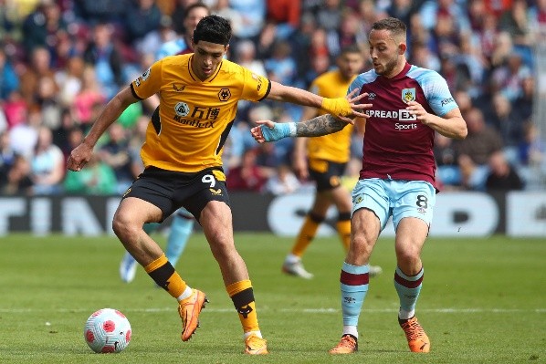 Raúl Jiménez no pudo evitar la derrota del Wolverhampton (Getty Images)