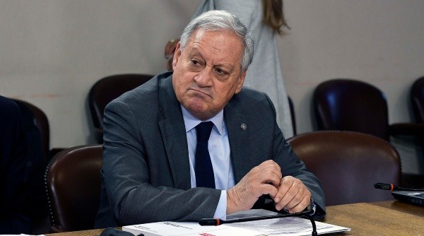 26 de Septiembre / VALPARAISOPresidente de la Federación de Fútbol, don Arturo Salah en la comisión Eventual fraude en ANFP y efectos sobre organizaciones deportivas profesionales.FOTO: PABLO OVALLE ISASMENDI / AGENCIAUNO