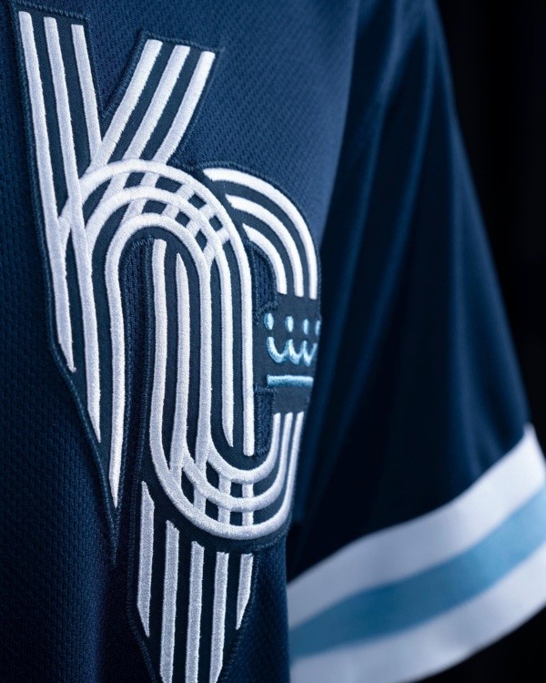 Kansas City Royals unveil City Connect uniforms