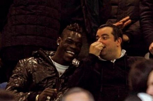 Balotelli con Raiola
