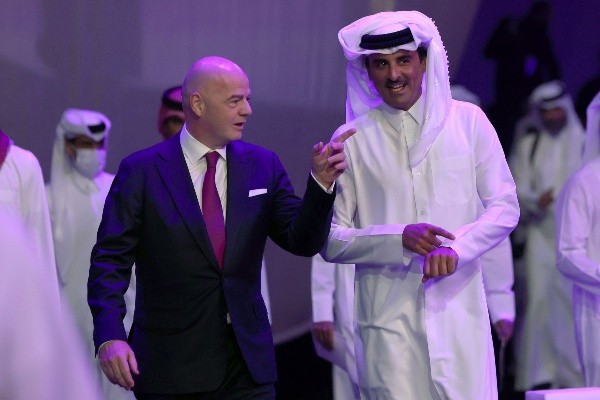 Gianni Infantino y Sheikh Tamim bin Hamad Al Thani: Getty