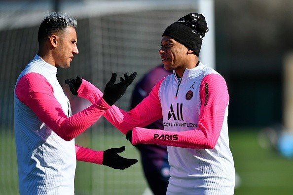 Keylor y Mbappé en entrenamiento. Getty.