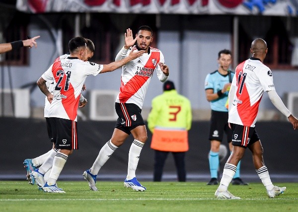 River Plate Colo Colo