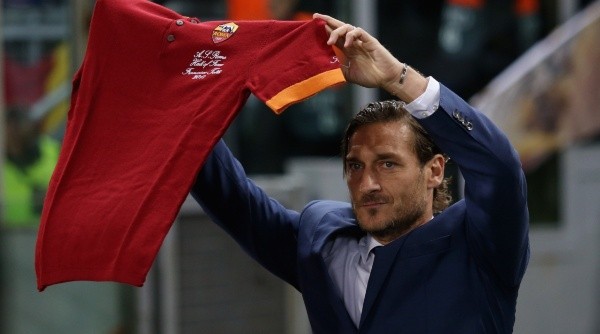 Totti quiere a Dybala en Roma (Getty)