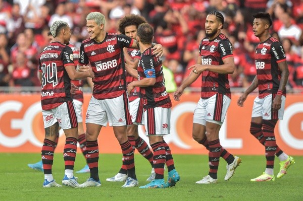  Thiago Ribeiro/AGIF/ Flamengo comemorando gol contra o Goiás. 