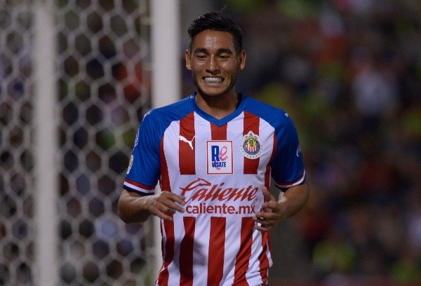 Gael Sandoval con la playera de Chivas en 2019 (Imago 7)