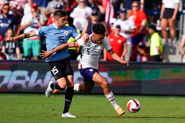 Uruguay en acción ante Estados Unidos. Getty.