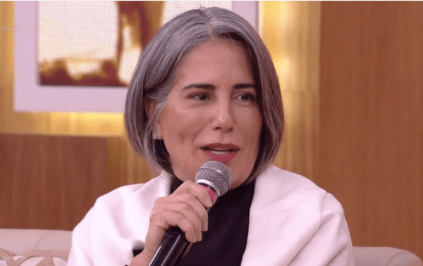 Gloria Pires durante participação no &quot;Encontro&quot; - Imagem: Reprodução/Globo