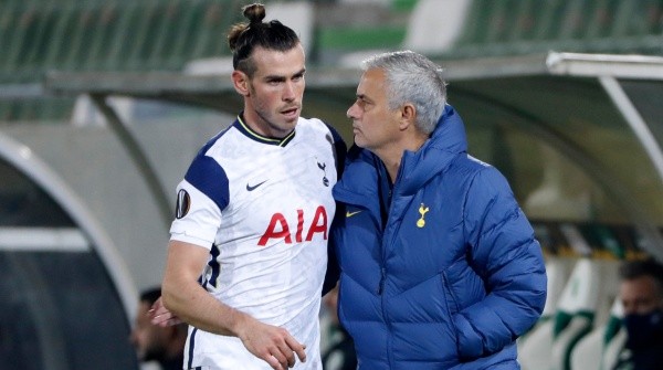 Gareth Bale and Jose Mourinho / Srdjan Stevanovic/Getty Images