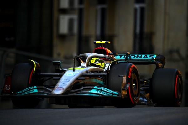 Lewis Hamilton en el Gran Premio de Azerbaiyán (Getty Images)