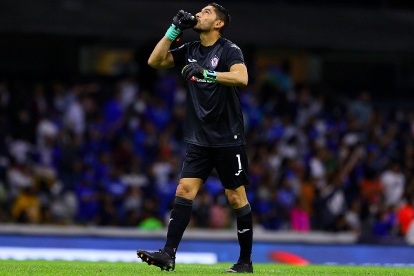 José de Jesús Corona volvió a jugar con Cruz Azul en un amistoso (Imago 7)