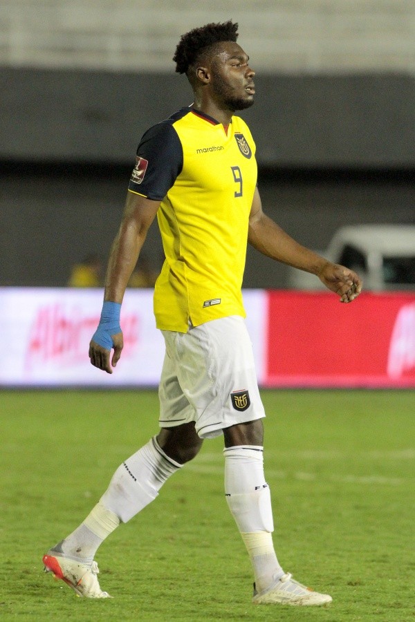 Jordy Caicedo, el delantero apuntado por Tigres (Getty Images)